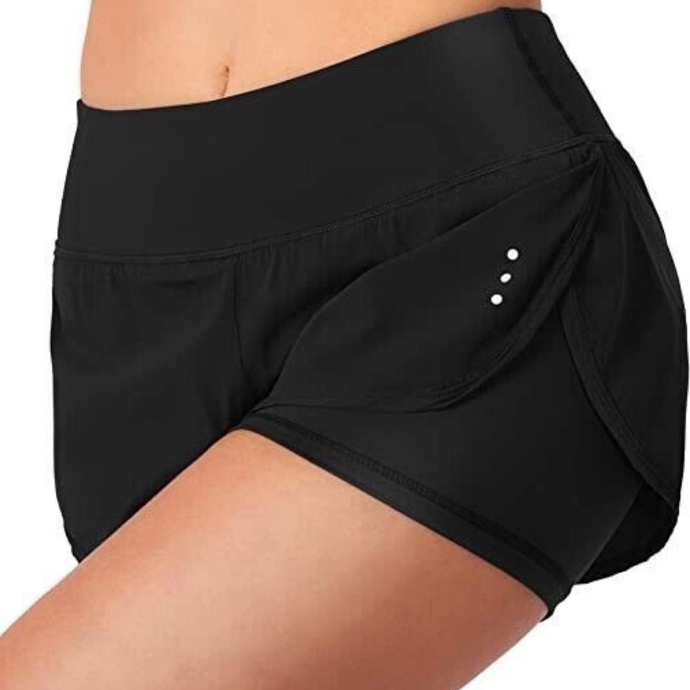 High-Waisted Gray Athletic Shorts with Curved Hem